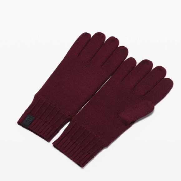 Lululemon Tech and Toasty Knit Gloves Garnet - Picture 2 of 4